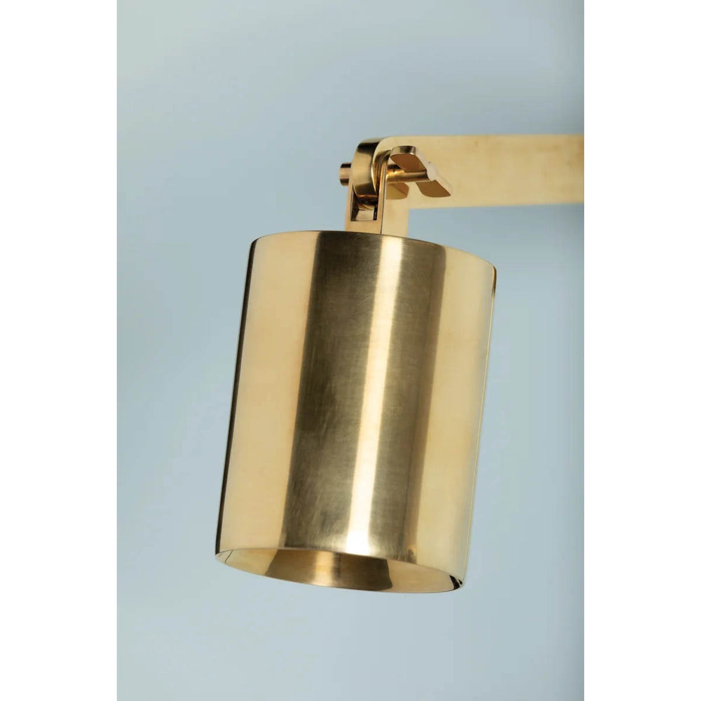 Highgrove Plug-in Sconce