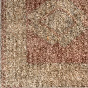 
                
                    Load image into Gallery viewer, &amp;#39;Jouri&amp;#39; Vintage Rug (2 x 3)
                
            